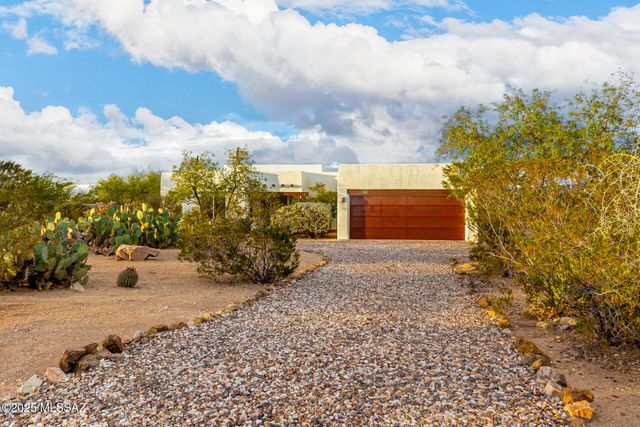 3161 E Cardenas Drive, Vail, AZ 85641