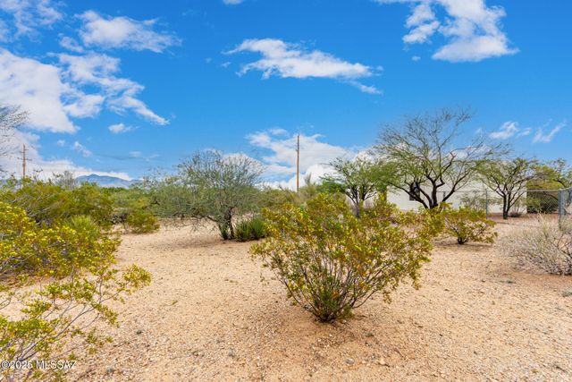 3161 E Cardenas Drive, Vail, AZ 85641