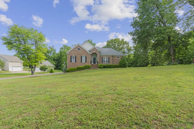 202 Contrary Rd, Burns, TN 37029