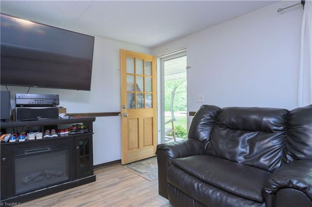 302 Boggs Road, Thomasville, NC 27360