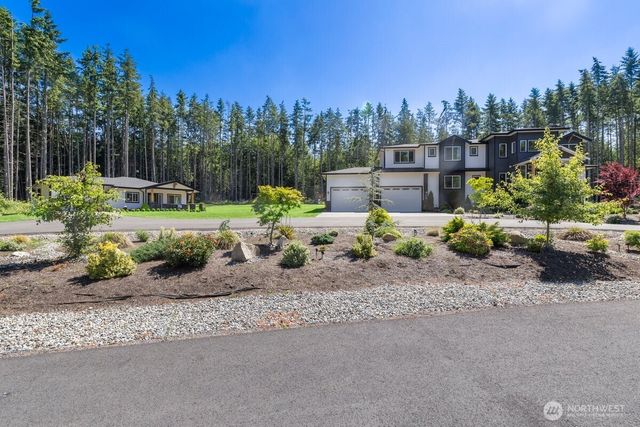 7233 184th Street NW, Stanwood, WA 98292