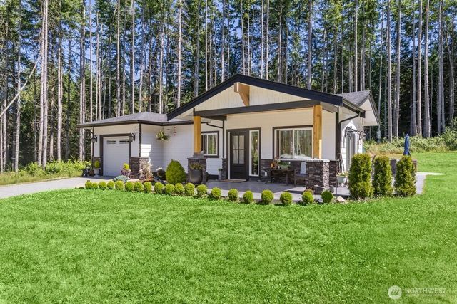 7233 184th Street NW, Stanwood, WA 98292