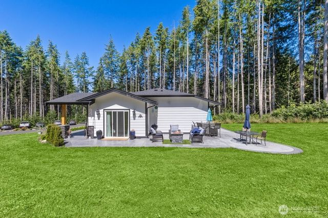7233 184th Street NW, Stanwood, WA 98292