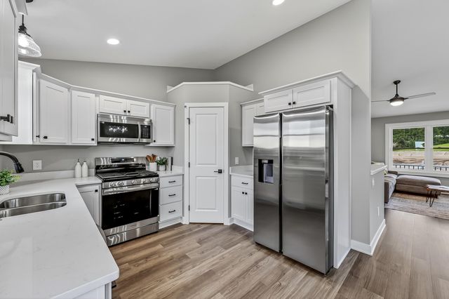 291 Aspen Hill Drive, Shelby, MI 49455