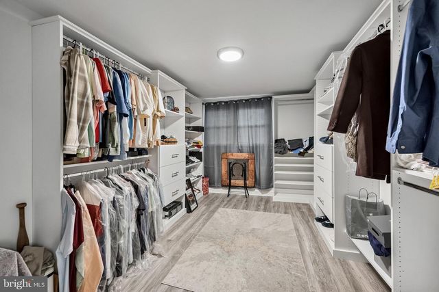 235 W CENTER AVE, Maple Shade, NJ 08052