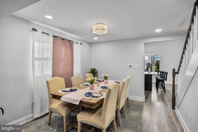 235 W CENTER AVE, Maple Shade, NJ 08052