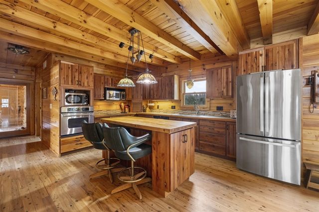 1630 Buffalo Road, Galien, MI 49113