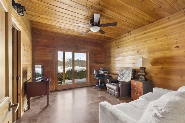 1630 Buffalo Road, Galien, MI 49113