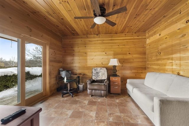 1630 Buffalo Road, Galien, MI 49113