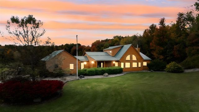 1630 Buffalo Road, Galien, MI 49113