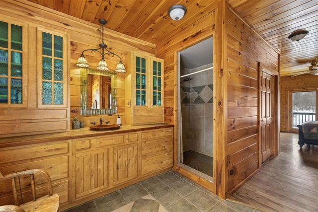 1630 Buffalo Road, Galien, MI 49113