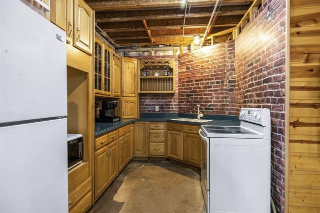 1630 Buffalo Road, Galien, MI 49113