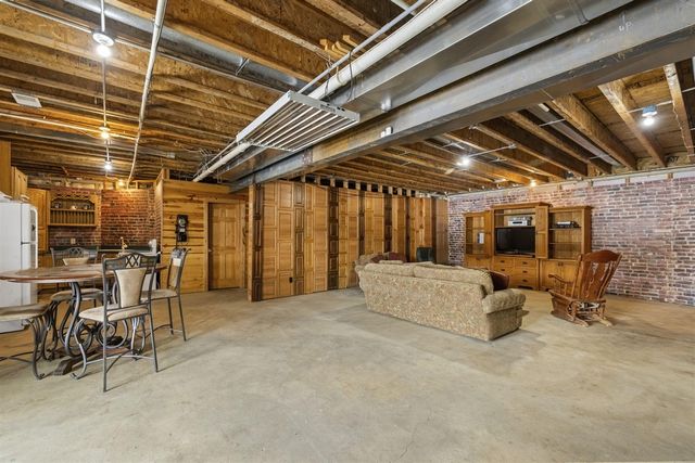 1630 Buffalo Road, Galien, MI 49113