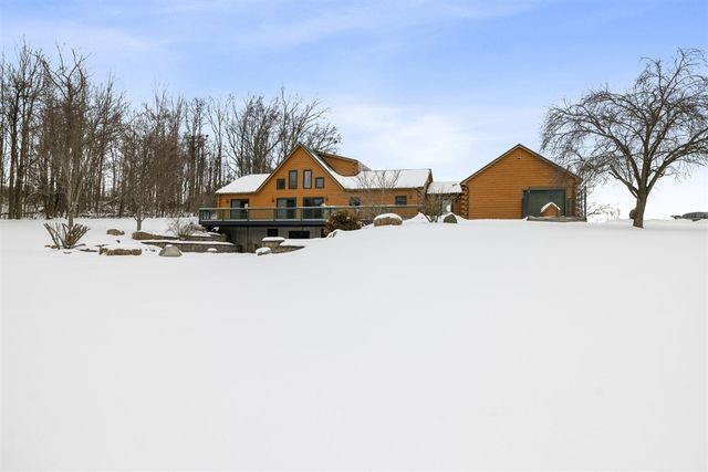 1630 Buffalo Road, Galien, MI 49113
