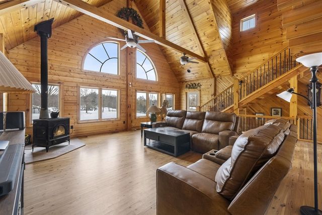 1630 Buffalo Road, Galien, MI 49113