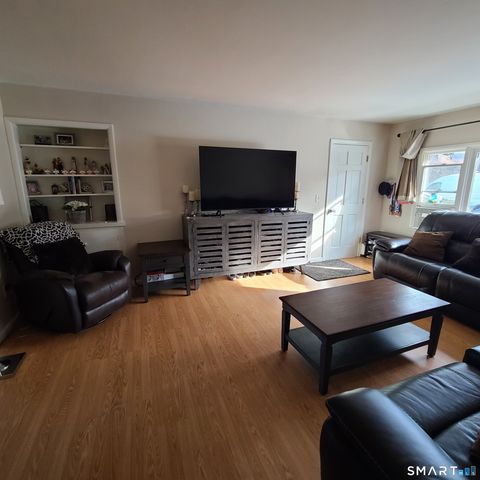 14 Fleetwood Park, Bethel, CT 06801