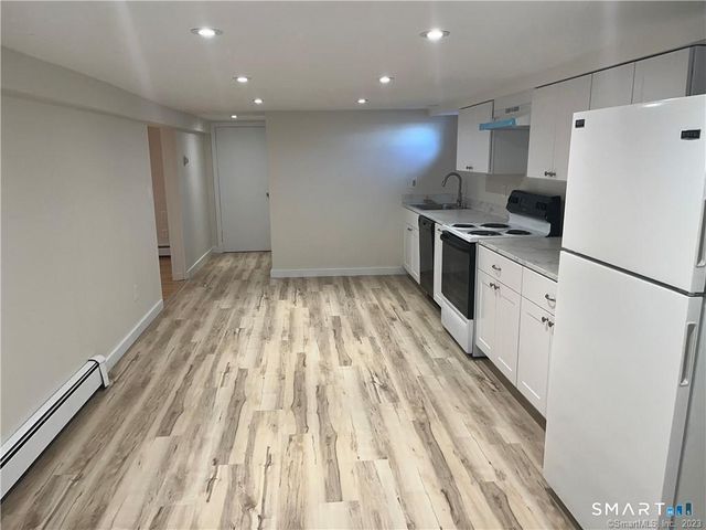 14 Fleetwood Park, Bethel, CT 06801