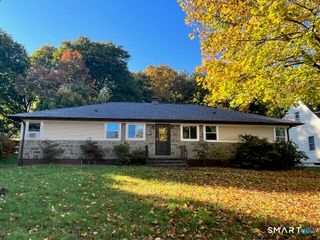 14 Fleetwood Park, Bethel, CT 06801