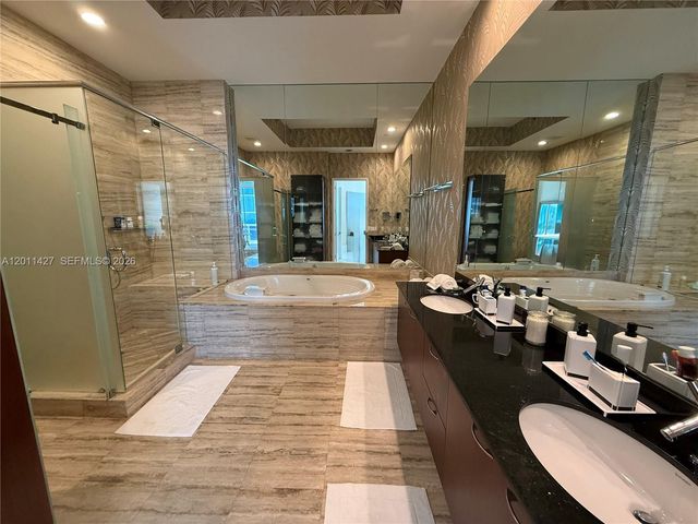 15811 Collins Ave 4207, Sunny Isles Beach, FL 33160