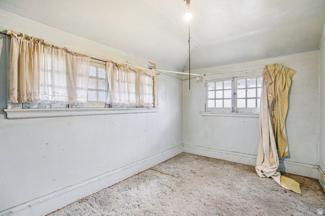 933 W GENTILE ST, Layton, UT 84041