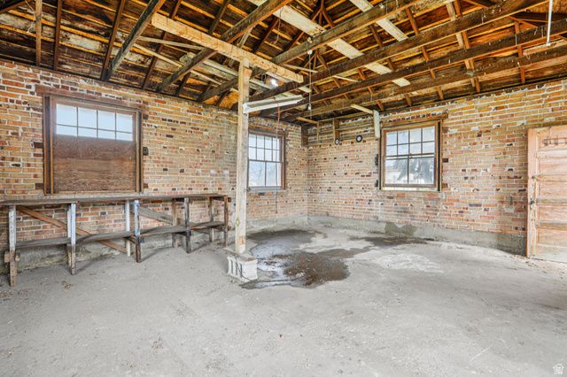 933 W GENTILE ST, Layton, UT 84041