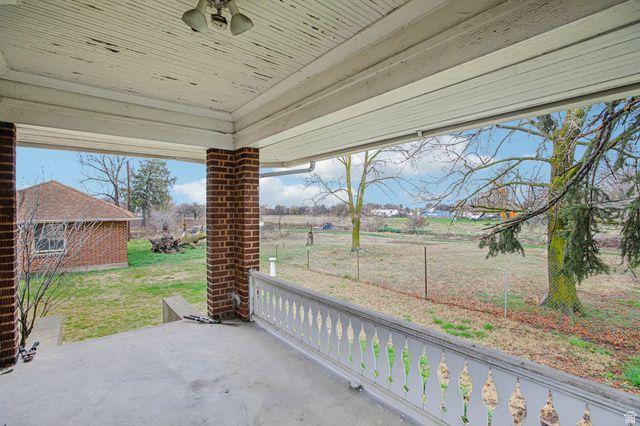 933 W GENTILE ST, Layton, UT 84041