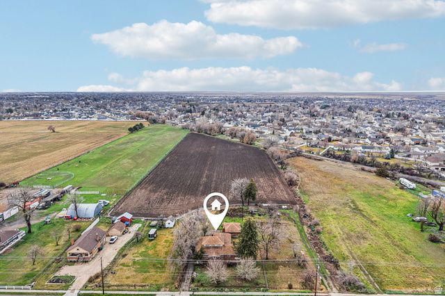 933 W GENTILE ST, Layton, UT 84041