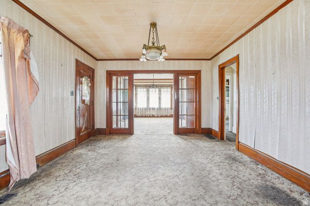 933 W GENTILE ST, Layton, UT 84041