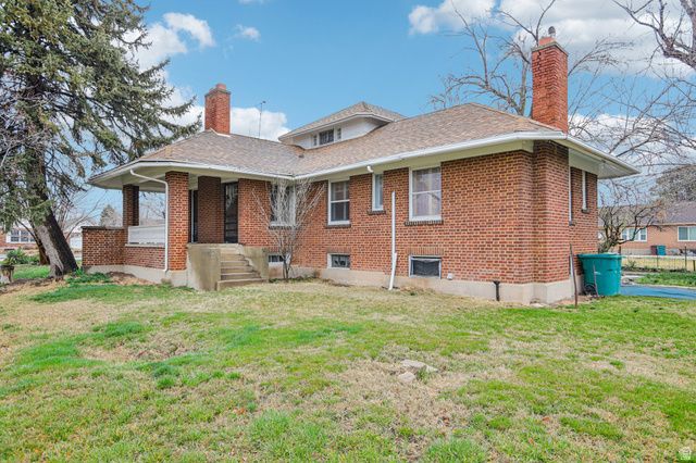 933 W GENTILE ST, Layton, UT 84041