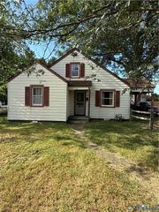 210 W Laburnum Ave, Henrico, VA 23222