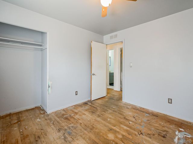 6558 Berwyn Street, Dearborn, MI 48127