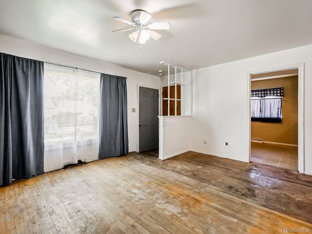 6558 Berwyn Street, Dearborn, MI 48127