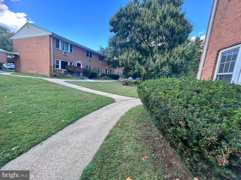 136E THE ORCH, EAST WINDSOR, NJ 08512 — photo 2