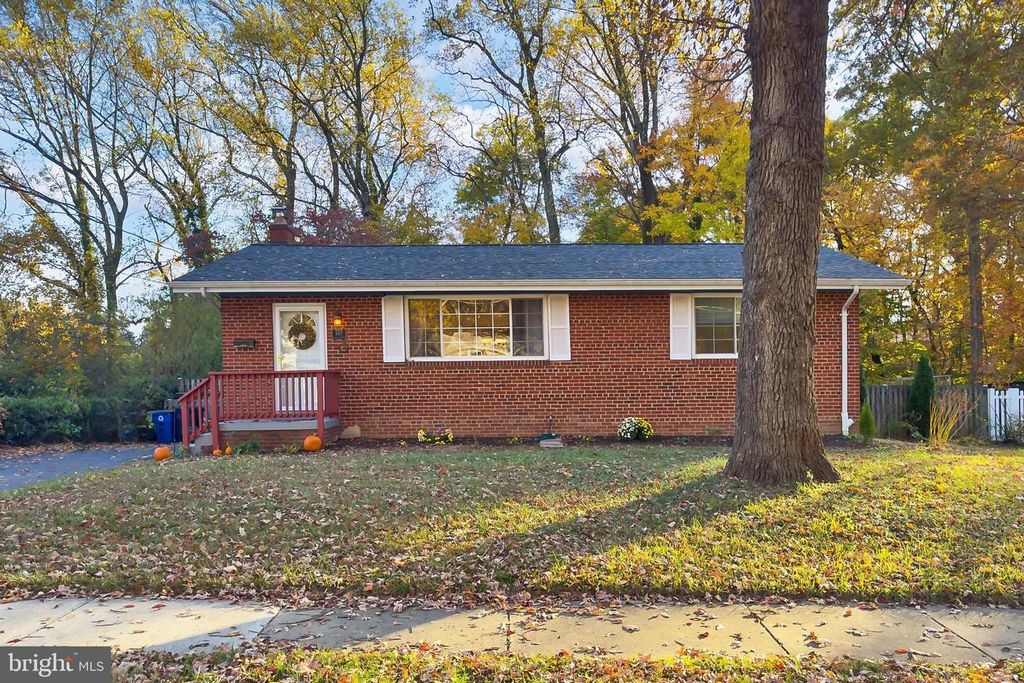 9917 DUNCAN ST, Fairfax, VA 22031