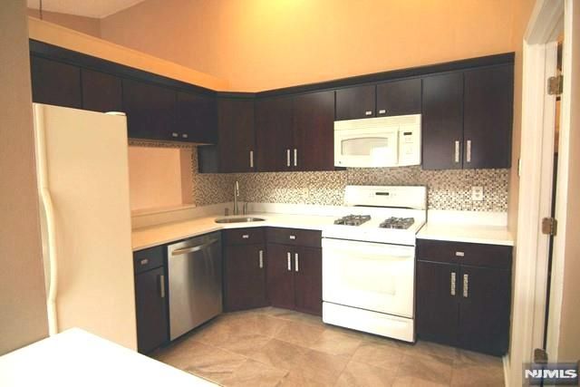 170 Linden Street 170, Mahwah, NJ 07430
