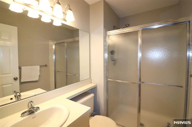 170 Linden Street 170, Mahwah, NJ 07430