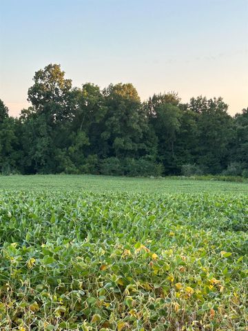 8623 W Crum Road, Bloomington, IN 47403