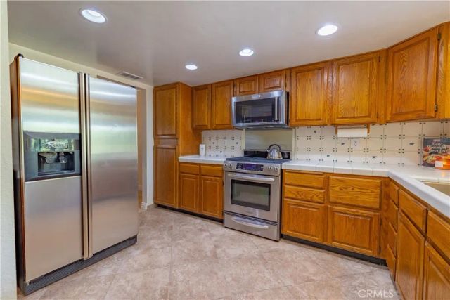 7125 E Randall Avenue, Orange, CA 92869