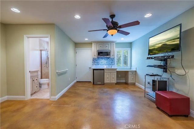 7125 E Randall Avenue, Orange, CA 92869