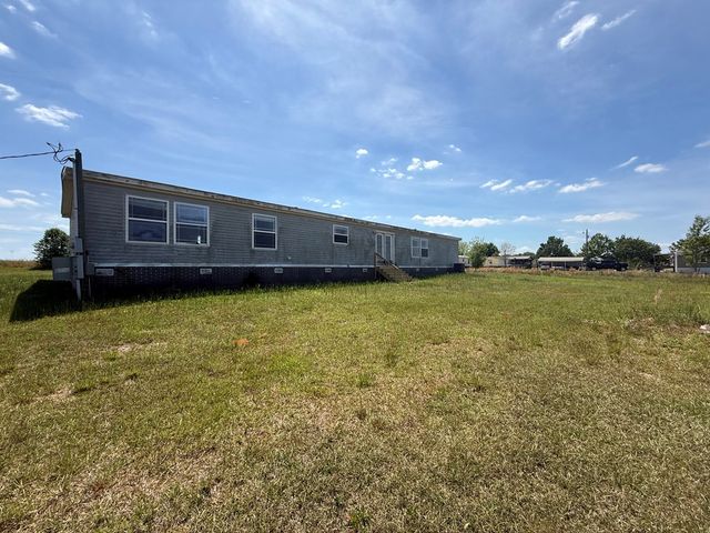 364 Hartzog Road, Slocomb, AL 36375