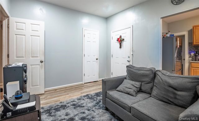 515 Hinsdale Street, Brooklyn, NY 11207