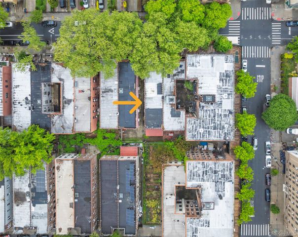515 Hinsdale Street, Brooklyn, NY 11207