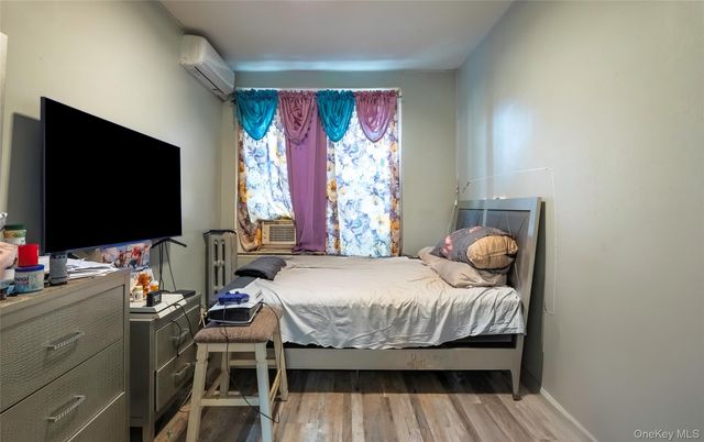 515 Hinsdale Street, Brooklyn, NY 11207