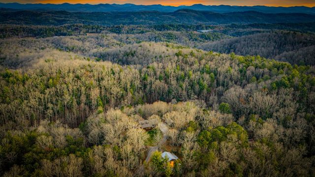 178 Arp Road, Mineral Bluff, GA 30559