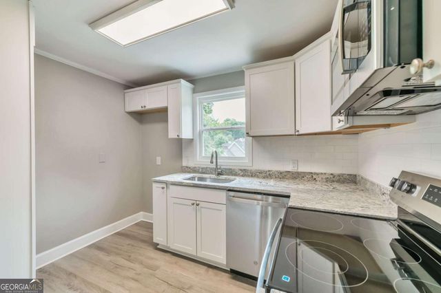 880 Pinehurst Terrace SW, Atlanta, GA 30310
