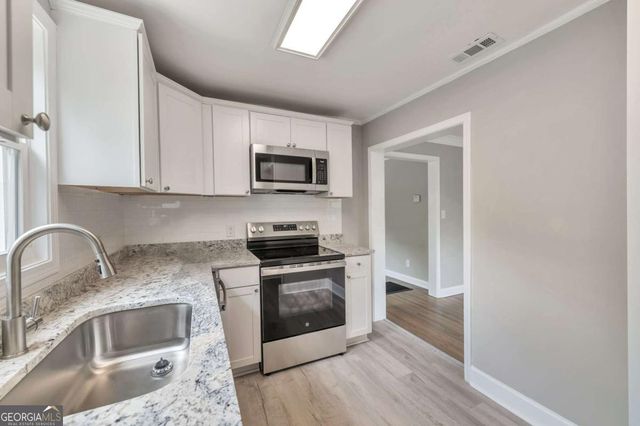 880 Pinehurst Terrace SW, Atlanta, GA 30310