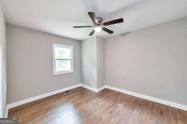 880 Pinehurst Terrace SW, Atlanta, GA 30310