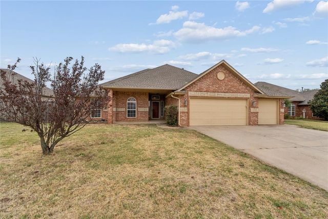 709 N White Tail Way, Mustang, OK 73064
