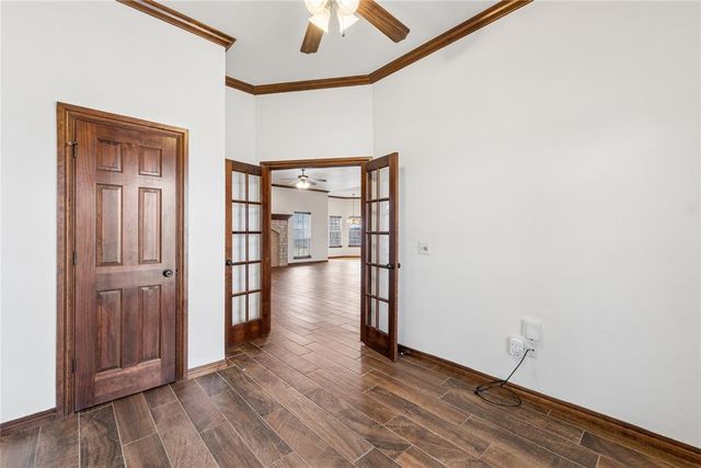 709 N White Tail Way, Mustang, OK 73064