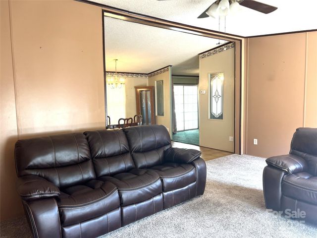 5031 Nunley Knolls, Morganton, NC 28655